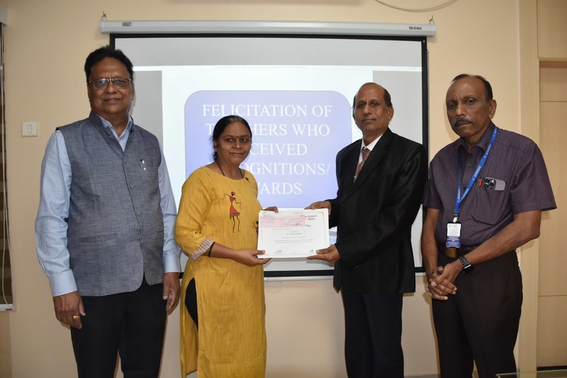Dr. Shubha Joshi Assist. Prof., Dept. of Prosthodontics & Crown & Bridge, SDS